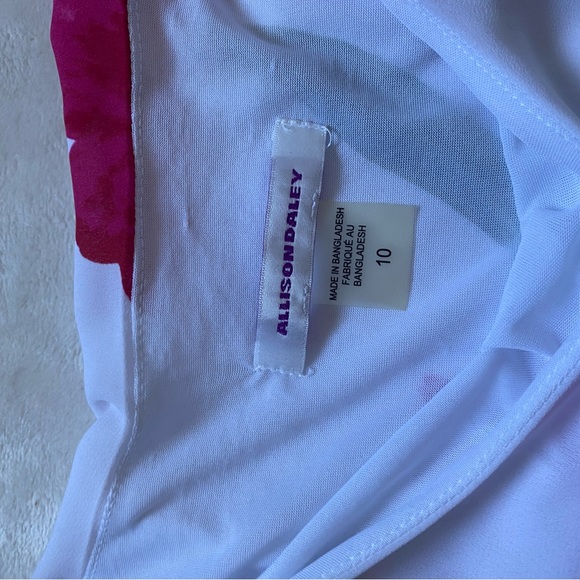 Floral Top - Picture 5 of 7